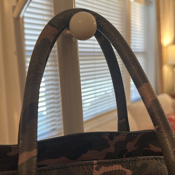 Mark & Graham Slouchy Camo Print Handbag - Picture 4 of 9
